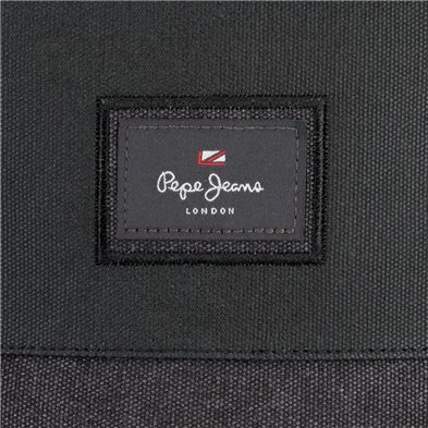 Mochila Portaordenador Pepe Jeans Court 15,6´´ dos compartimentos Negro